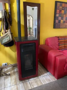 Venta Impecable Apartamento tipo Casa, 2 Dormitorios y 2 Patios en Centro