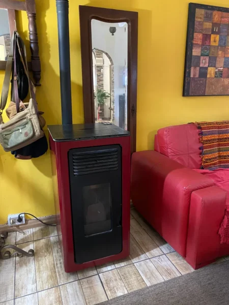 Venta Impecable Apartamento tipo Casa, 2 Dormitorios y 2 Patios en Centro