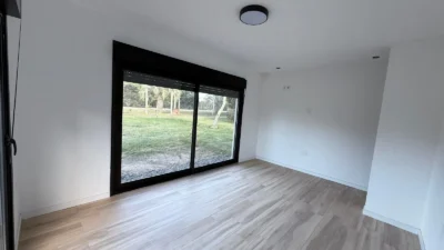 Gran Casa en Cumbres de Carrasco/1000m2/3 dorm/2 baños/Cocherax2/Piscina