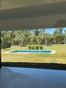 Gran Casa en Cumbres de Carrasco/1000m2/3 dorm/2 baños/Cocherax2/Piscina