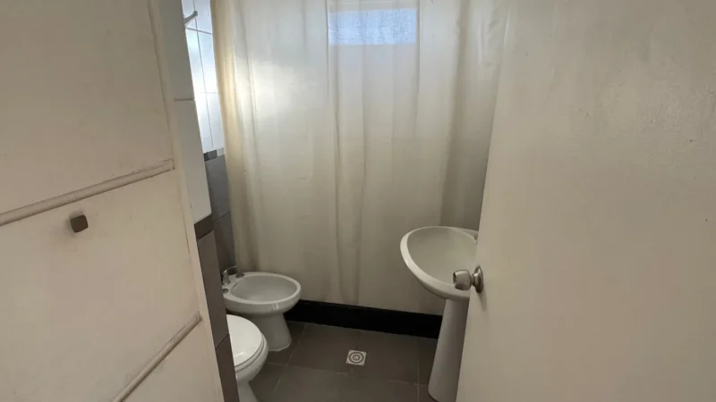 IDEAL EMPRESA O FAMILIA/400m2/4 dorm/3 baños/cochera/Carrasco Sur