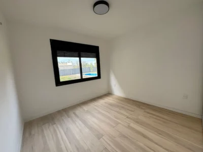 Gran Casa en Cumbres de Carrasco/1000m2/3 dorm/2 baños/Cocherax2/Piscina