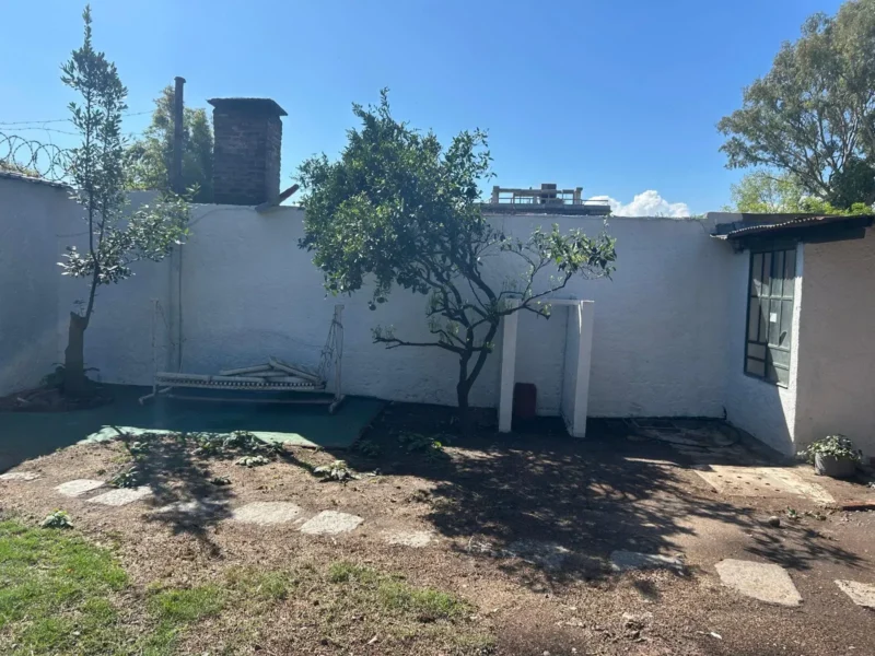 Casa en Alquiler FAMILIA O EMPRESA/Zona de Colegios/Fondo/Barbacoa/Apto Indepte.