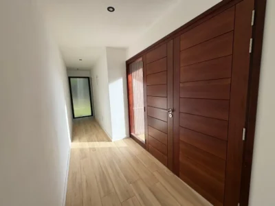 Gran Casa en Cumbres de Carrasco/1000m2/3 dorm/2 baños/Cocherax2/Piscina