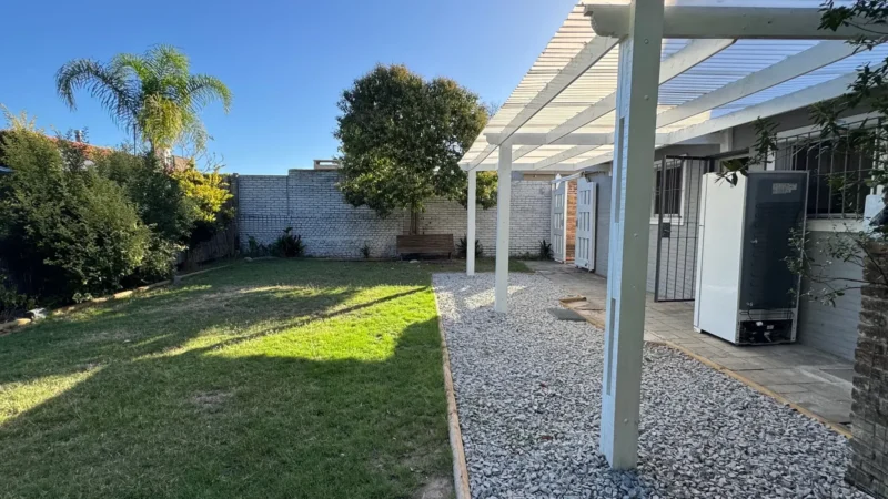 IDEAL EMPRESA O FAMILIA/400m2/4 dorm/3 baños/cochera/Carrasco Sur