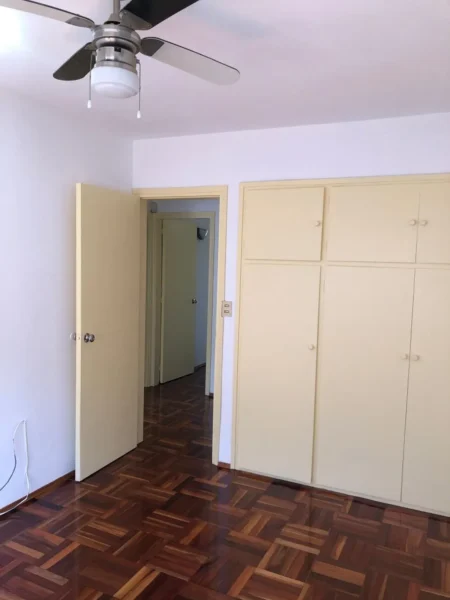 Alquiler de gran casa/310m2/4 dorm/3 baños/barbacoa/3 cocheras/Malvin