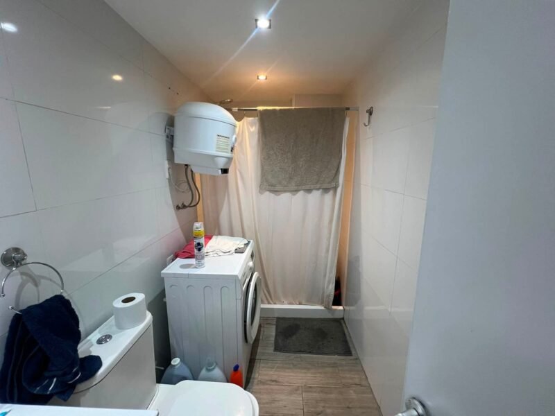 Piso 1 al Frente/a 200m de la rambla/con renta hasta 12-2026/1 dorm/balcon/Palermo