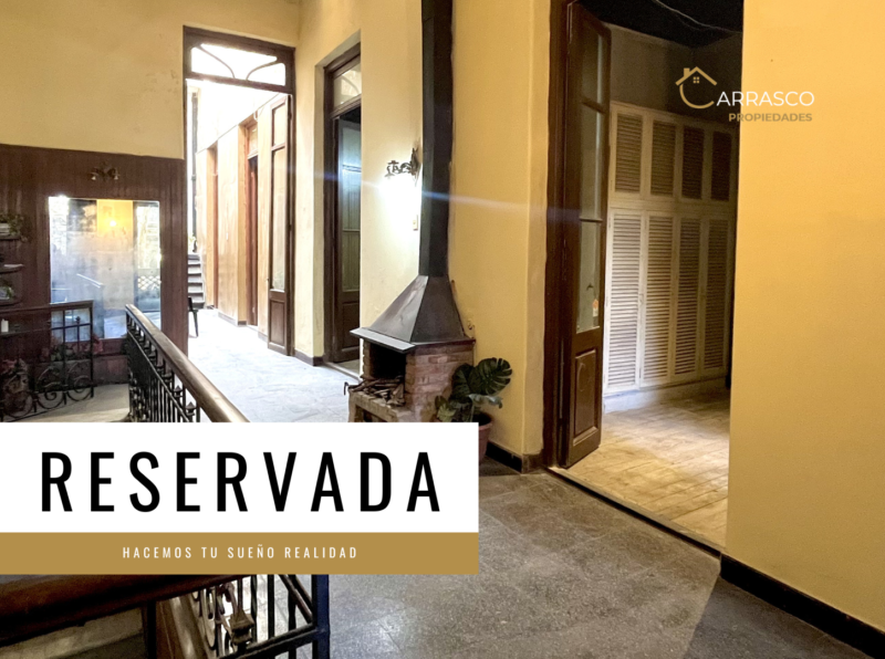 RESERVADA Venta Ph de altos en Cordón, 6 habitaciones, azotea transitable con parrillero