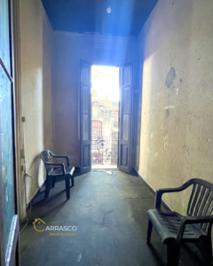 Venta Ph de altos en Cordón, 6 habitaciones, azotea transitable con parrillero