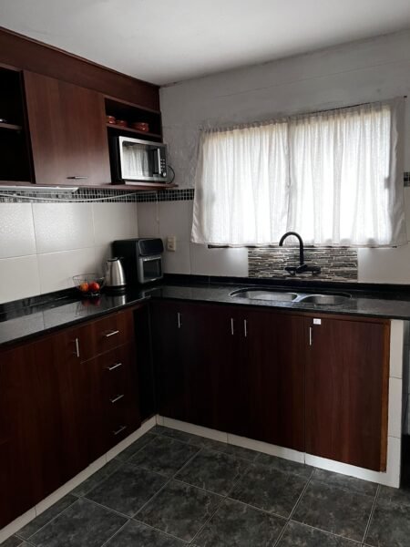 Venta/3dorm/2 baños/balcon/patio/Hipolito Yrigoyen,Malvin Norte