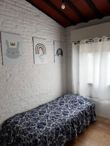 Venta/3dorm/2 baños/balcon/patio/Hipolito Yrigoyen,Malvin Norte