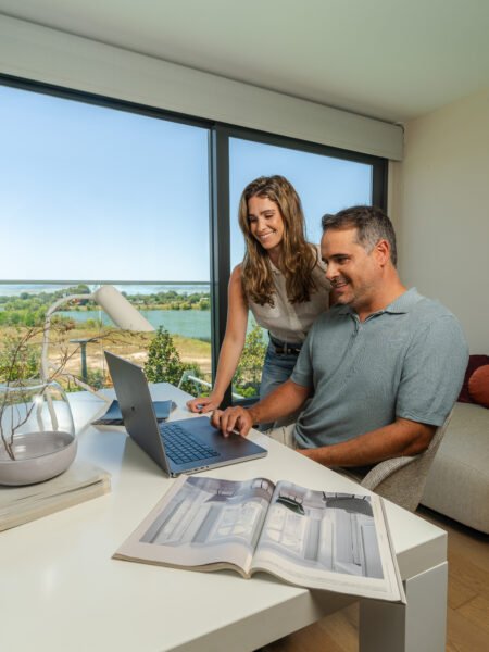 Venta de apartamento en Carrasco Boating sobre el Lago Calcagno, 1 dormitorio