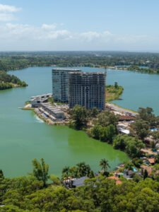 Venta de Apartamento Penthouse Duplex con 3 dormitorios en Carrasco Boating