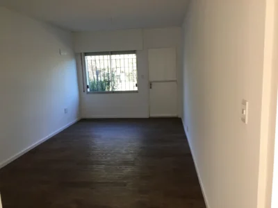 Gran Casa en Alquiler/150m2/cochera/Carrasco Sur