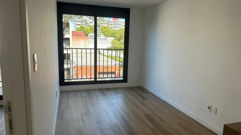Alquila apartamento a estrenar de 1 dormitorio al frente con balcón – La Blanqueada