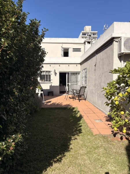 Gran Casa Duplex/221m2/Cochera/3dorm/2 baños/jardin&patio/Parque Batlle