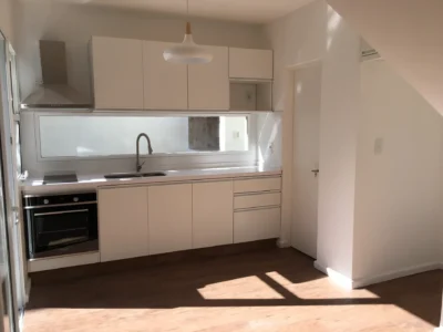 Gran Casa en Alquiler/150m2/cochera/Carrasco Sur