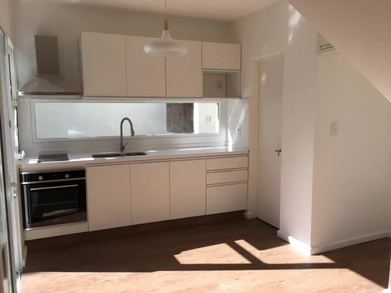 Gran Casa en Alquiler/150m2/cochera/Carrasco Sur