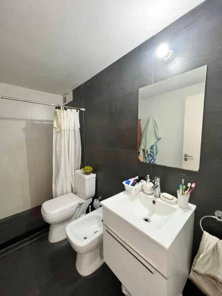Oportunidad/a pasos de UDELAR/2 Dorm/balcon/caldera a gas/cordon sur