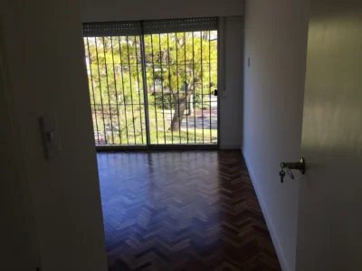 Gran Casa en Alquiler/150m2/cochera/Carrasco Sur