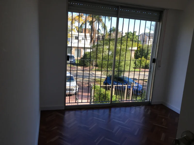 Gran Casa en Alquiler/150m2/cochera/Carrasco Sur