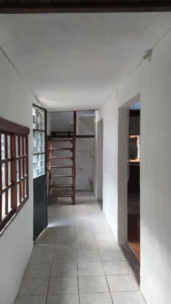 Venta de casa en Colón, 3 habitaciones, patio con parrillero, ideal inversión rentabilidad 9%