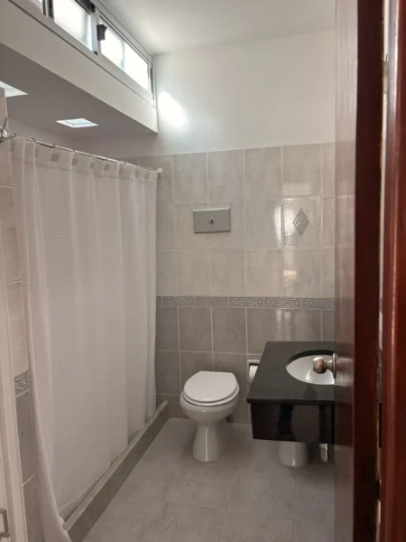 Gran Casa Duplex/221m2/Cochera/3dorm/2 baños/jardin&patio/Parque Batlle