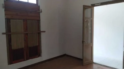 Venta de casa en Colón, 3 habitaciones, patio con parrillero, ideal inversión rentabilidad 9%
