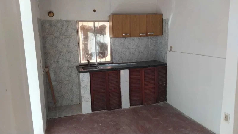 Venta de casa en Colón, 3 habitaciones, patio con parrillero, ideal inversión rentabilidad 9%
