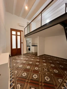 Dúplex Reciclado | 2 Baños | Patio | Con Renta | Venta