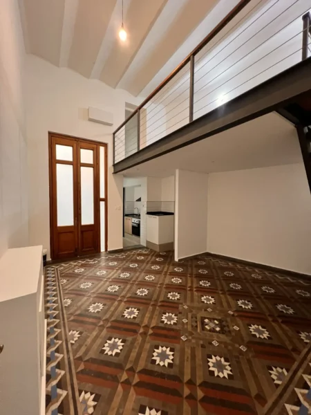 Dúplex Reciclado | 2 Baños | Patio | Con Renta | Venta