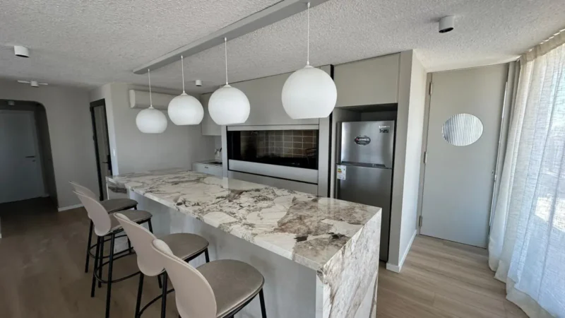 Alquila apartamento a estrenar de 1 dormitorio al frente con balcón – La Blanqueada