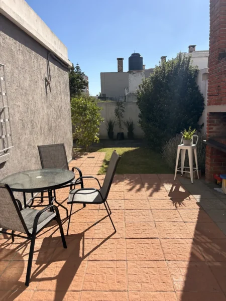 Gran Casa Duplex/221m2/Cochera/3dorm/2 baños/jardin&patio/Parque Batlle