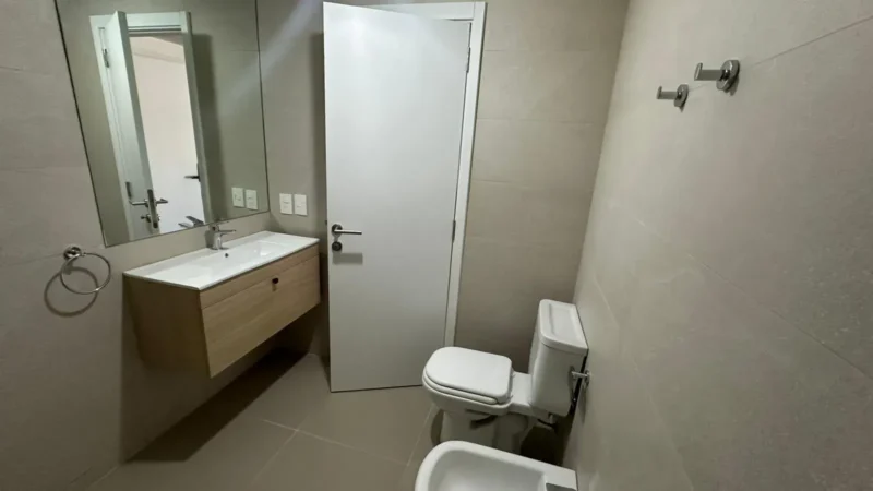 Alquila apartamento a estrenar de 1 dormitorio al frente con balcón – La Blanqueada