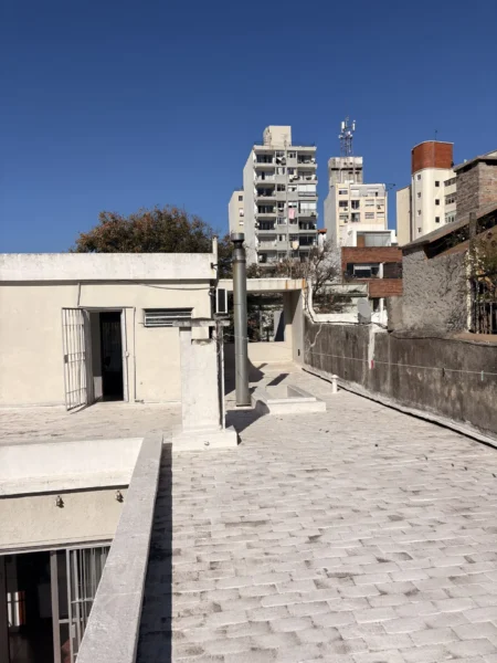 Gran Casa Duplex/221m2/Cochera/3dorm/2 baños/jardin&patio/Parque Batlle
