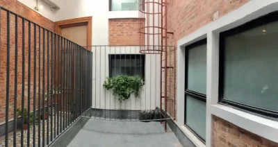 Dúplex Reciclado | 2 Baños | Patio | Con Renta | Venta