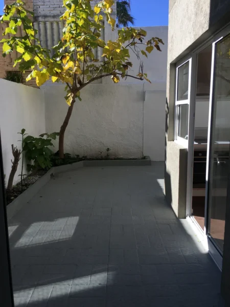 Gran Casa en Alquiler/150m2/cochera/Carrasco Sur