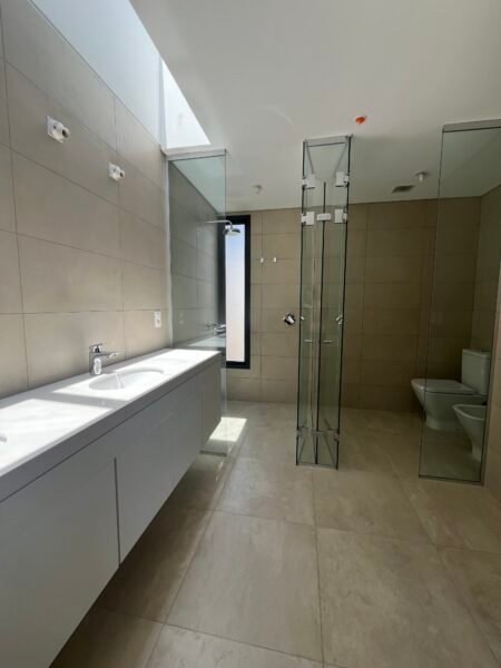 Venta de Apartamento Penthouse Duplex con 3 dormitorios en Carrasco Boating