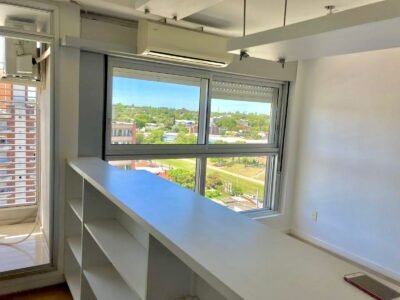 Alquiler apartamento en Malvin Sur, 2 dormitorios, 2 baños, cochera fija, Bajos gastos comunes