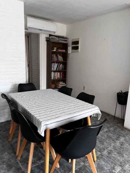 Venta/3dorm/2 baños/balcon/patio/Hipolito Yrigoyen,Malvin Norte