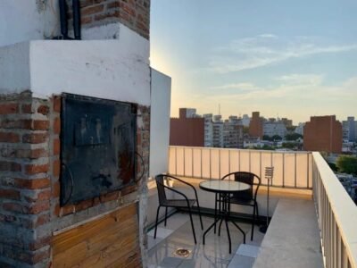 Loft Penthouse con Terraza de 60m2/Parrillero/Amoblado y Equipado/Pocitos