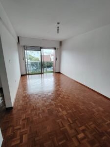 VENDIDO | Apto en Cooperativa frente a rambla en Barrio Sur