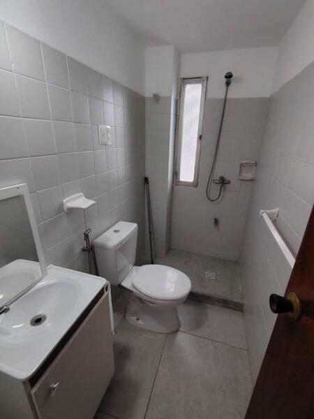 VENDIDO | Apto en Cooperativa frente a rambla en Barrio Sur