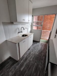 VENDIDO | Apto en Cooperativa frente a rambla en Barrio Sur
