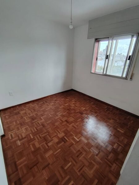 VENDIDO | Apto en Cooperativa frente a rambla en Barrio Sur