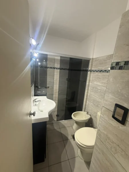 VENTA/Apto sobre Av.Brasil/Balcon al frente/2dorm/2baños/Pocitos