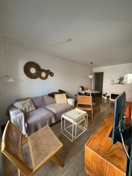 APTA BANCO | 2 dormitorios/2 baños/ 2 patios/ balcon/ a 2 cuadras de Playa Buceo