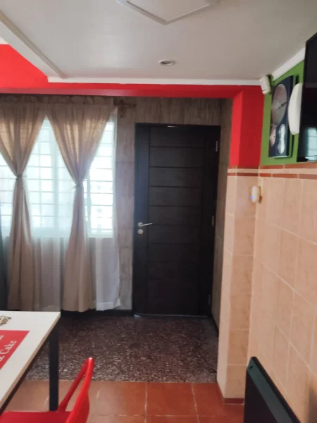 Casa en Venta/3 dorm/patio/cochera/La Blanqueada (opcion+Apto)