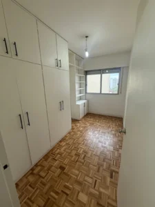 VENTA/Apto sobre Av.Brasil/Balcon al frente/2dorm/2baños/Pocitos