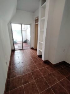 ALQUILADO | Apto con patio/2 dorm/ Reducto
